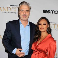 Chris Noth s manželkou na decembrovej premiére Sexu v meste 