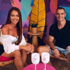 Gabriela a Martin v Beach Hut