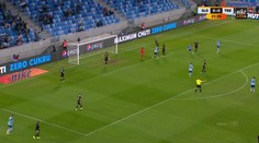 Slovan - Trenčín 2:0 (10. kolo)