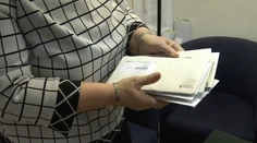 Neuveriteľná drzosť! Dôležitú poštu si namiesto schránok našli v smetnom koši