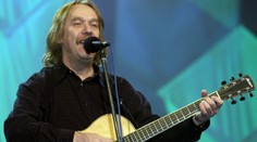 Nohavica zaspieval Slovákom Pieseň smutného hokejistu. Čo oni na to?