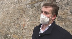 Analytik Smatana: Nakazil som sa od pera v banke, priateľka ma prinútila ísť do nemocnice