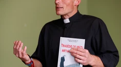 Po Lajchovi suspendovali aj ďalšieho kňaza, je spoluautorom knihy o celibáte