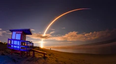 NASA po žalobe Blue Origin dočasne pozastavila práce na kontrakte so SpaceX