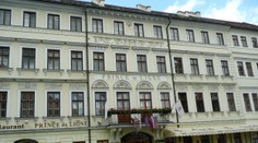 Porušili, čo sa dalo: Významní českí funkcionári sa zúčastnili na nočnej párty v teplickom hoteli