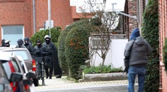 Nemecká polícia zatkla päť podozrivých v súvislosti s útokmi v Paríži