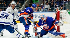 Chára po pozitívnom teste pri návrate s prehrou, Černák pre zranenie nedohral zápas