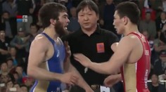 Pre bitku na zápasníckej žinenke sa svetový šampión vzdal Ria