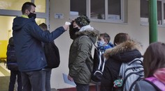 Po Veľkej noci sa zrejme do škôl vrátia deviataci aj celý druhý stupeň