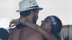 Miley Cyrus nebude nadšená. Na jej frajera sa vešala iná
