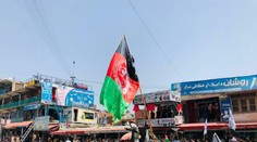 Demonštráciu v Afganistane ukončili bojovníci Talibanu streľbou. Hlásia obete