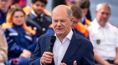 Po USA mení postoj aj Nemecko. Naše zbrane môžete použiť aj proti cieľom v Rusku, odkázal Kyjevu Berlín