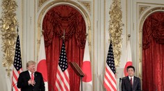 Trump sa ako prvý zahraničný líder stretol s novým japonským prezidentom