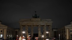 VIDEO: Svet si opäť pripomenul Hodinu Zeme. Svetlá zhasli aj na Prezidentskom paláci