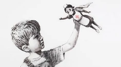 Banksy si novým dielom počas pandémie koronavírusu uctil zdravotníkov