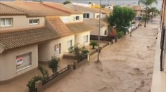 V Španielsku zabíjajú prívalové dažde: Miestami zaznamenali historicky najväčšie zrážky