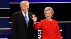 Trump a Clintonová sa stretli v prvom televíznom dueli