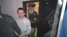 Chlapec, ktorý brutálne zavraždil 11-ročnú Veroniku, mal predtým znásilňovať malé dievča. Údajná obeť prehovorila po 20 rokoch