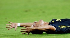 Ronaldov návrat do Španielska sa skončil neslávne, po prísnom vylúčení zúril aj plakal