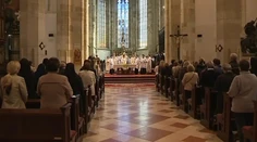 Zistili, koľko ľudí chodí na Slovensku pravidelne do kostola