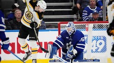 Najlepší tím ligy Boston ukončil sériu troch prehier, uspel v Toronte