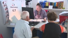 Číslo, ktoré ovplyvňuje každého z nás. Spolu so životným minimom stúpli aj štátne sociálne dávky