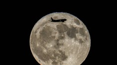 Vzácny modrý mesiac aj superspln. Onedlho začne na nočnej oblohe úchvatné predstavenie