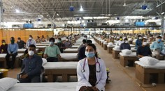 Nemocnicu pre 10-tisíc pacientov s koronavírusom postavili v Indii za 10 dní