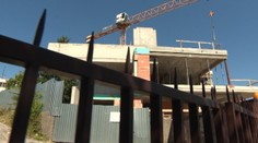 Bašternák si stavia luxusnú vilu. Kúsok od bytu premiéra