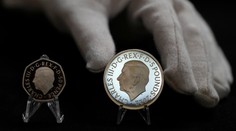Predstavili prvé mince s motívom kráľa Karola III. Pozrite si, ako budú vyzerať