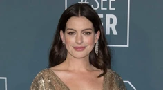 Mala byť mníškou. Zaujímavé fakty o herečke Anne Hathaway
