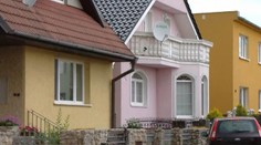 Cíferom otriasla vražda. Muža mal o život pripraviť vlastný syn