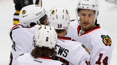 Pánik a Hossa skórovali za Chicago, Gáborík okorenil návrat dvoma bodmi
