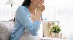 Vedci prišli na to, prečo je niektorým ženám v tehotenstve zle. Sú krok pred objavením liečby