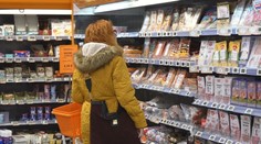 Štatistiky potvrdili, že inflácia naďalej láme rekord. Politikov sme sa pýtali, ako si s tým poradia