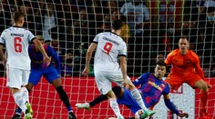 Bayern deklasoval Barcelonu na Camp Nou, oslabený Manchester United prehral v Berne