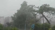 Meteorológovia v Česku varujú pred silnými búrkami. Môže vzniknúť aj tornádo