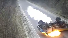 VIDEO: Dodávka sa prevrátila na ceste a začala horieť