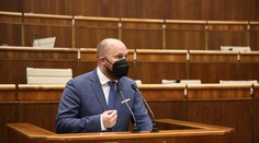 Rezort obrany podal trestné oznámenie na poslancov Kotlebu a Mazureka za šírenie poplašnej správy