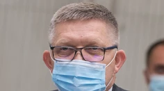Ak bude do Vianoc povinné plošné testovanie, Fico sa chce obrátiť na ústavný súd
