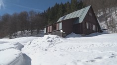 Prespíte v nich len na matraci a v spacáku. Naše hory skrývajú viacero jednoduchých útulní