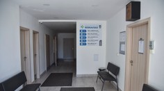 Majú COVID, no svojmu lekárovi sa nevedia dovolať. Niektorí končia v nemocnici v ťažkom stave