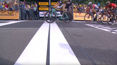 TdF: Peter Sagan tesne druhý v prvej etape, rozhodla fotka (video)