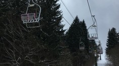 Na lanovke v českom stredisku uviazlo 130 ľudí