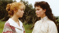 Anna zo Zeleného domu a jej priateľka Diana: Jedna stále hrá, druhá vyučuje jogu!