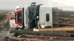 Tragická nehoda na rýchlostnej ceste R2. Polícia úsek uzavrela