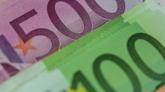 Slovensku budú na konci roka chýbať stovky miliónov eur. Politici nešetria a príjmy sú nízke