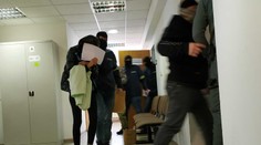 Súd vzal do väzby úradníčku, ktorú zadržali pre kokaín