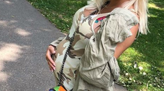 Slovenská playmate sa stala mamou. Ukázala krásne dievčatko
