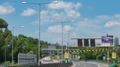 Ďalšie problémy na D2. Diaľnicu v smere z Česka museli nakrátko uzavrieť